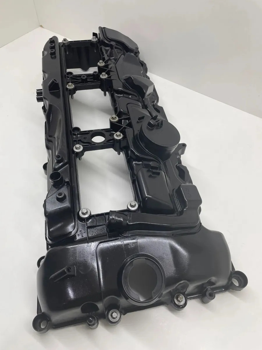 Tampa De Válvula Bmw 335i 535i 2010 A 2013 7570292 Preto
