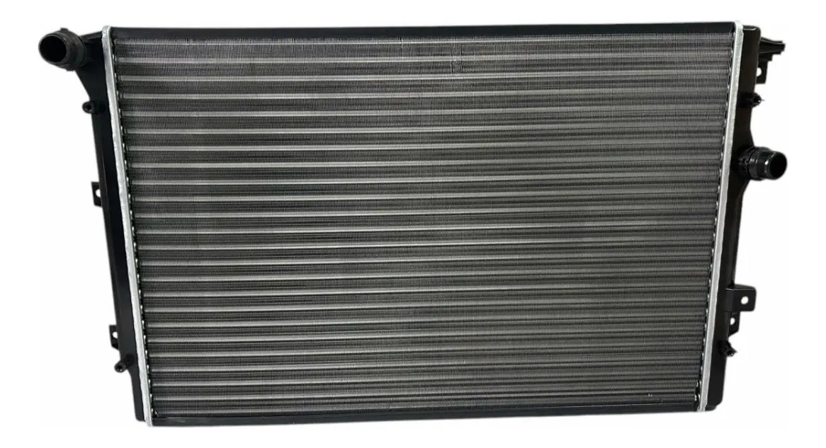 Radiador De Água Tiguan 2.0 16v 2009 2010 2011 2012 2013 - BOCHUM 5N0121253L 5N0121253H 5N0121253M 5N0121253N 5N0121253P